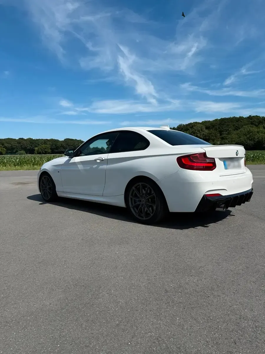 Gebraucht BMW M235 M Performance 326 PS (239 kW) 2015 Weiß Coupé