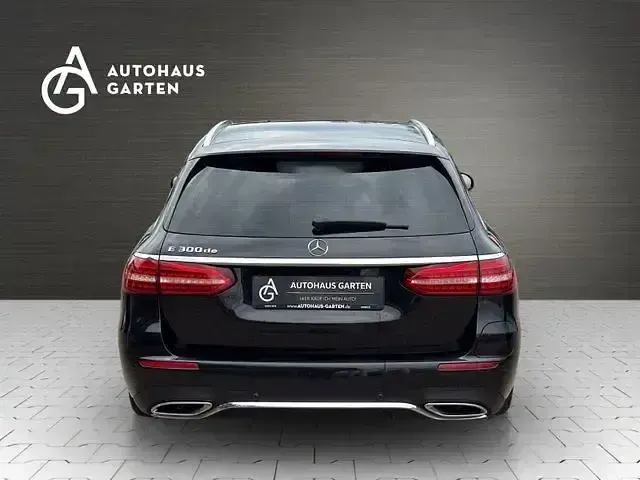 Używany Audi A6 S-Line 122 KM (89 kW) 2020 Czarny Kombi
