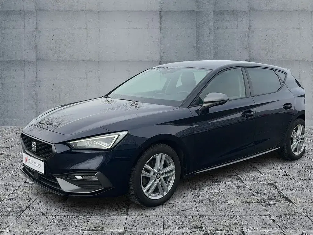 Gebraucht Seat Leon FR 150 PS (110 kW) 2022 Asphaltblau Limousine