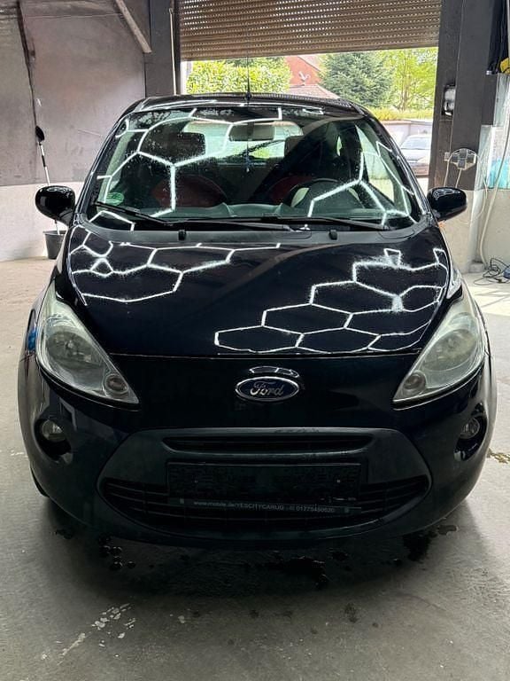 Gebraucht Ford Ka Ambiente 69 PS (50 kW) 2010 Schwarz Kleinwagen
