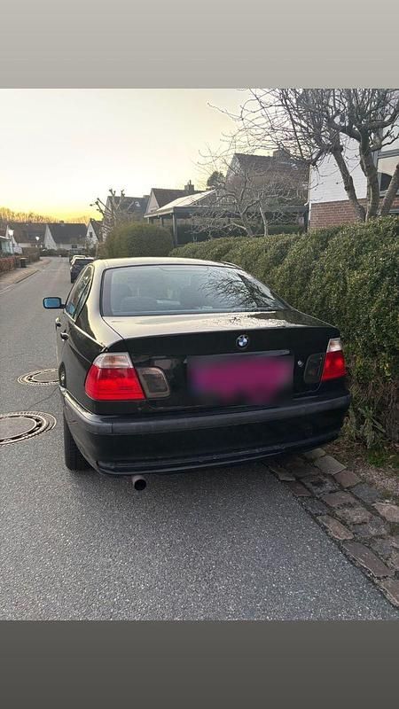 Gebraucht BMW 316 Performance 105 PS (77 kW) 2001 Schwarz Limousine