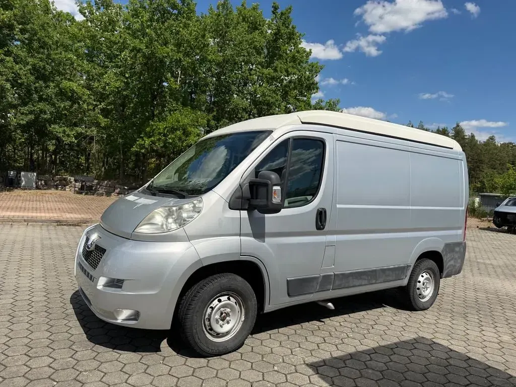 Gebraucht Peugeot Boxer 120 PS (88 kW) 2012 Silber Van