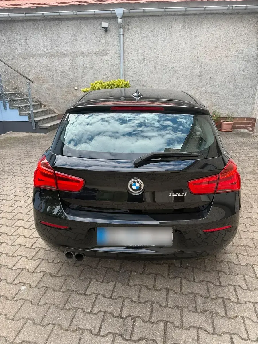 Gebraucht BMW 120 184 PS (135 kW) 2016 Schwarz Kleinwagen