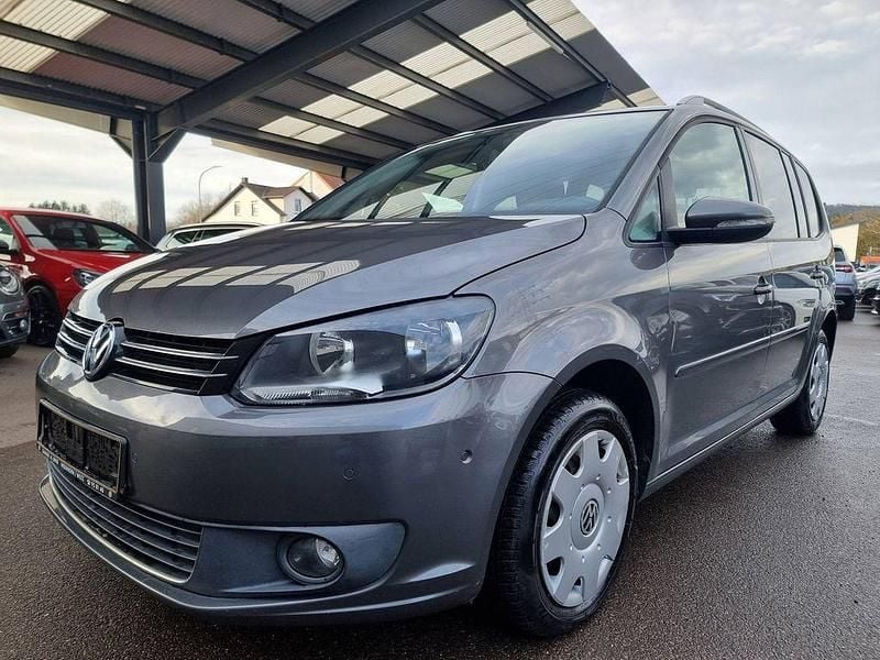 Grau Gebraucht 2013 VW Touran Life Van / Kleinbus | 7.600 € (Superpreis) - Bild 1/4
