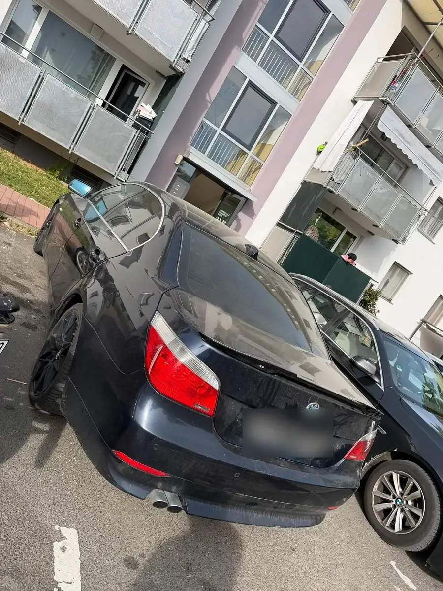 Second-hand BMW 520 170 CP (125 kW) 2003 Berlinǎ