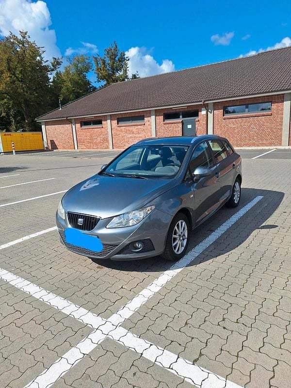 Grau Gebraucht 2012 Seat Ibiza ST Kombi | 4.200 € (Fairer Preis) - Bild 1/4