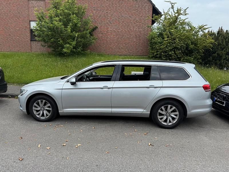 Gebraucht VW Passat 190 PS (139 kW) 2018 Kombi