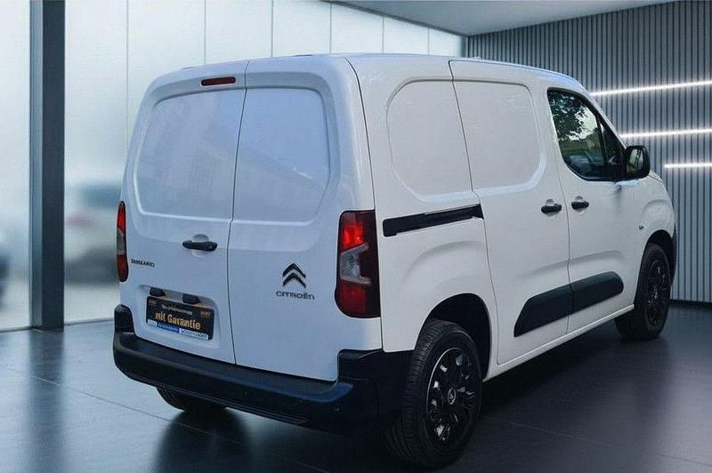 Gebraucht Citroën Berlingo 102 PS (75 kW) 2022 Weiß Van / Kleinbus