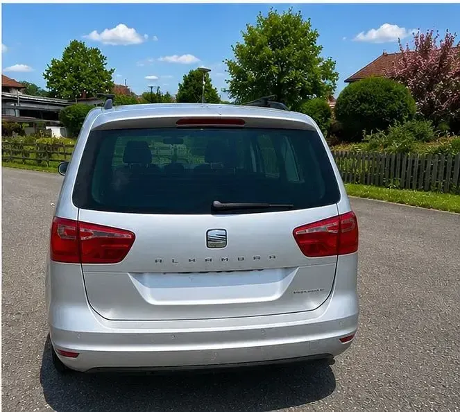 Occasion Seat Alhambra Reference 140 ch (102 kW) 2012 Argent Monospace