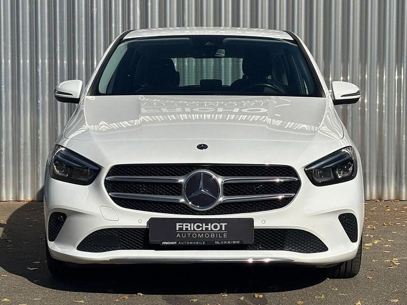 Gebraucht Mercedes B220 Progressive 190 PS (139 kW) 2019 Polarweiss Van / Kleinbus