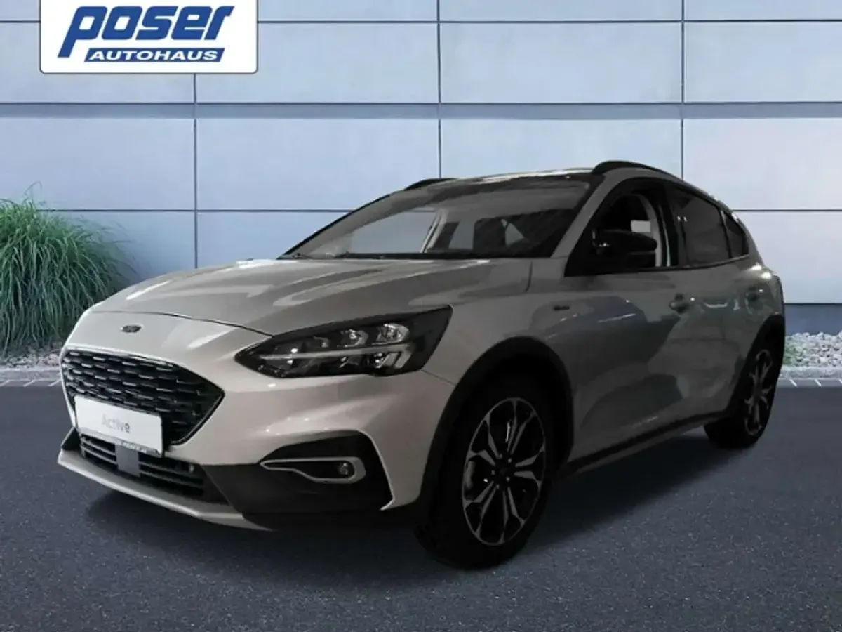 Gebraucht Ford Focus Active 125 PS (91 kW) 2020 Polarsilber metallic Limousine