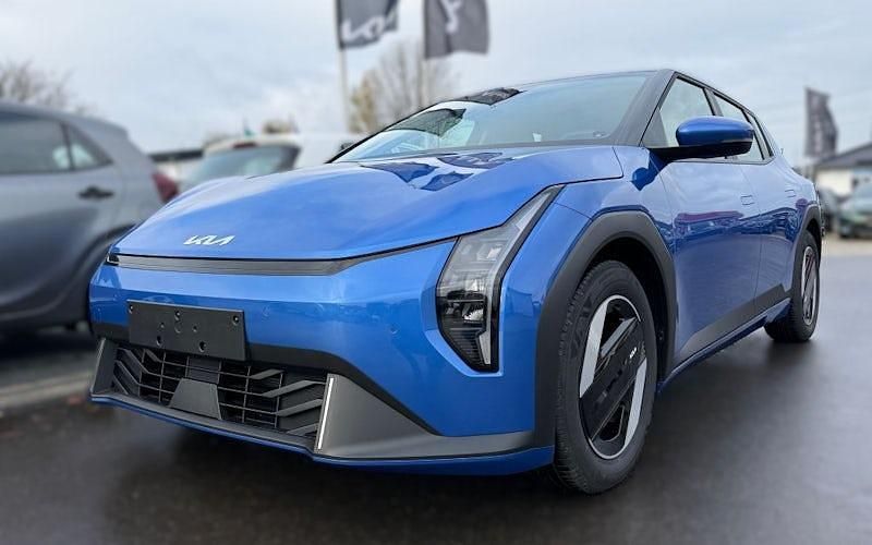 Neu Kia EV4 Air 150 kW (204 PS) 2025 Blau Kleinwagen