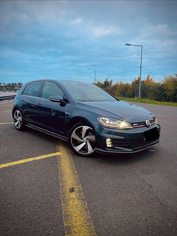 Gebraucht VW Golf VII GTI 230 PS (169 kW) 2018 Grau Limousine
