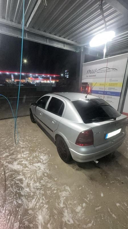 Gebraucht Opel Astra 101 PS (74 kW) 2002 Silber Limousine