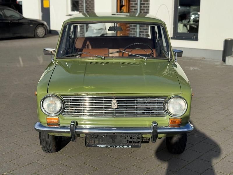 Gebraucht Lada 2101 60 PS (44 kW) 1975 Grün Limousine