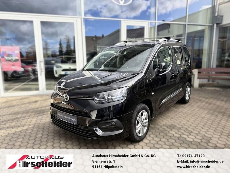 Schwarz Gebraucht 2020 Toyota Proace Verso City Kombi | 18.990 € (Fairer Preis) - Bild 1/4