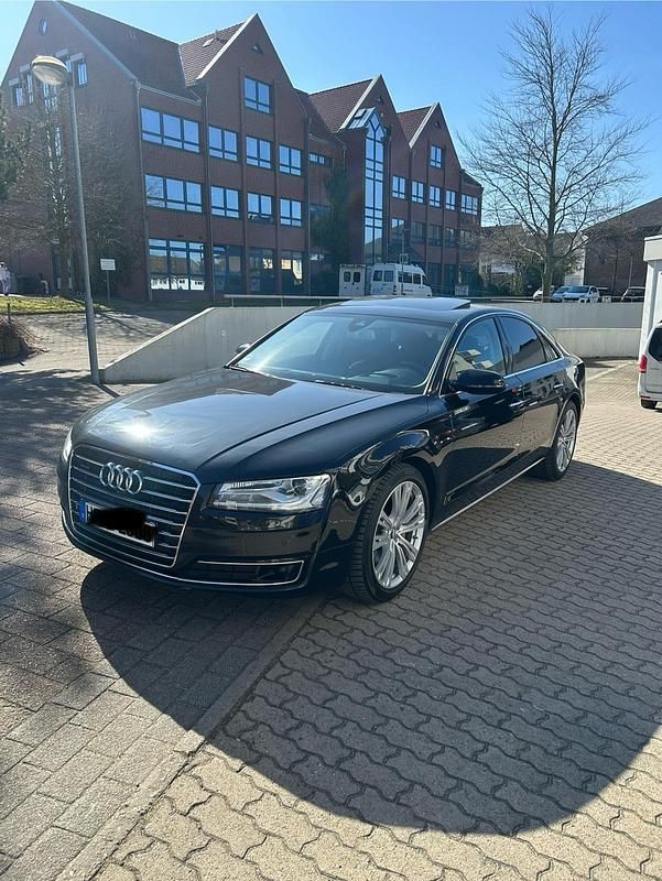Schwarz Gebraucht 2013 Audi A8 Premium Limousine | 23.500 € (Fairer Preis) - Bild 1/4