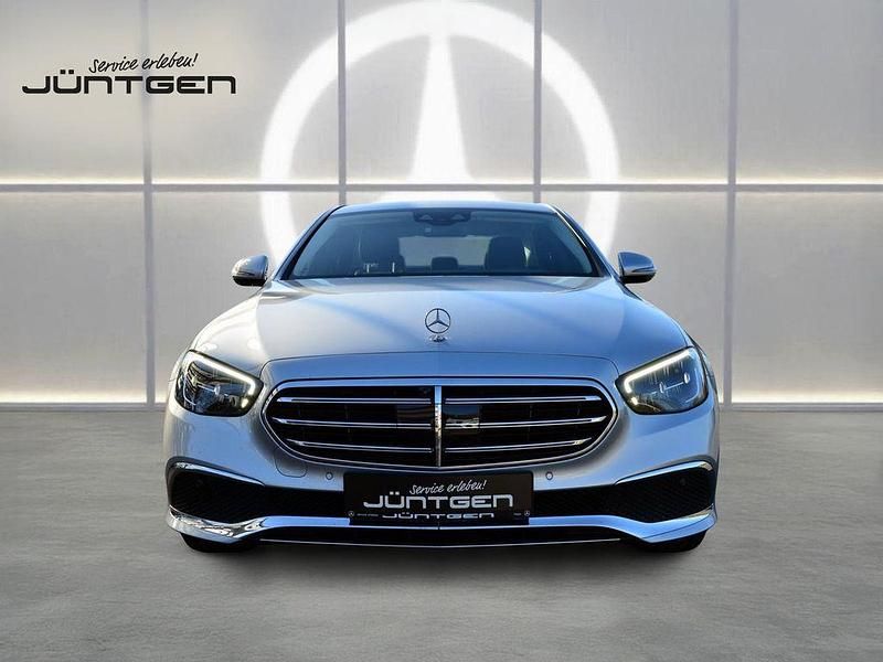 Gebraucht Mercedes E300 194 PS (142 kW) 2021 Silber Limousine