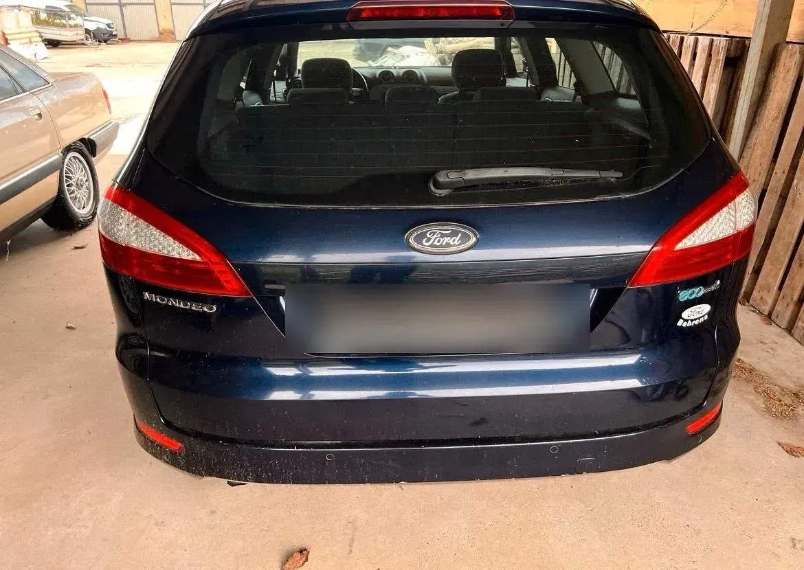 Gebraucht Ford Mondeo 115 PS (84 kW) 2008 Blau Kombi