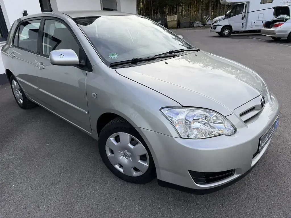 Gebraucht Toyota Corolla Luna 97 PS (71 kW) 2006 Silber Limousine