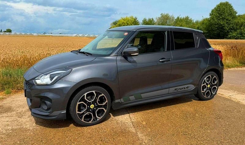 Schwarz Gebraucht 2019 Suzuki Swift Sport Kleinwagen | 15.900 € (Fairer Preis) - Bild 1/4