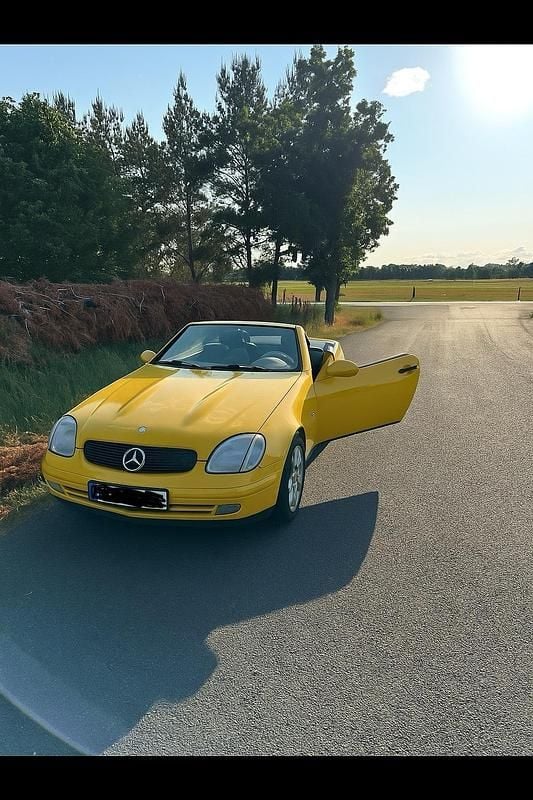 Gelb Gebraucht 1998 Mercedes SLK200 Cabrio | 2.000 € (Superpreis) - Bild 1/4