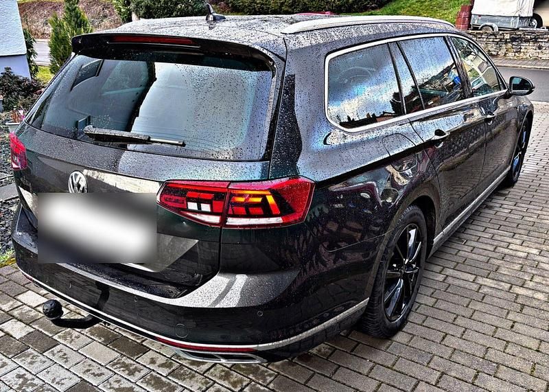 Gebraucht VW Passat Business 190 PS (139 kW) 2020 Grau Kombi