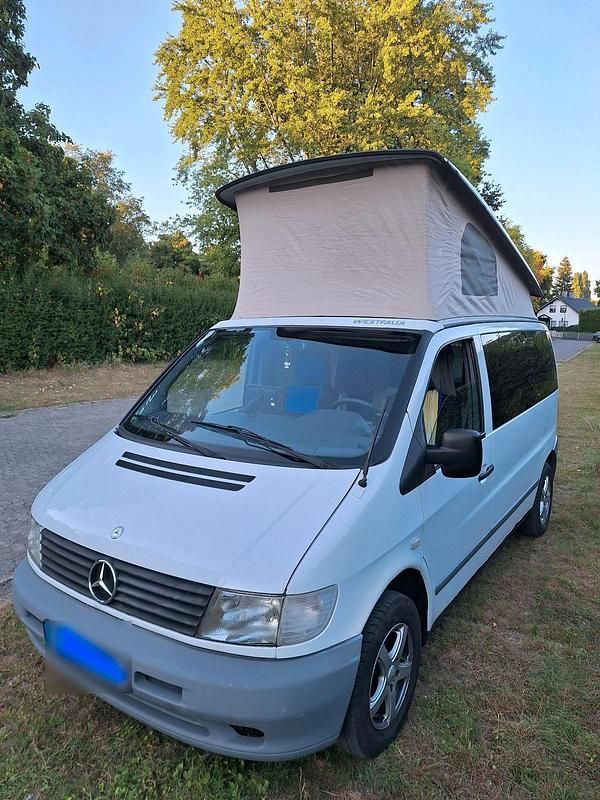 Weiß Gebraucht 2003 Mercedes Vito Van / Kleinbus | 11.900 € - Bild 1/4