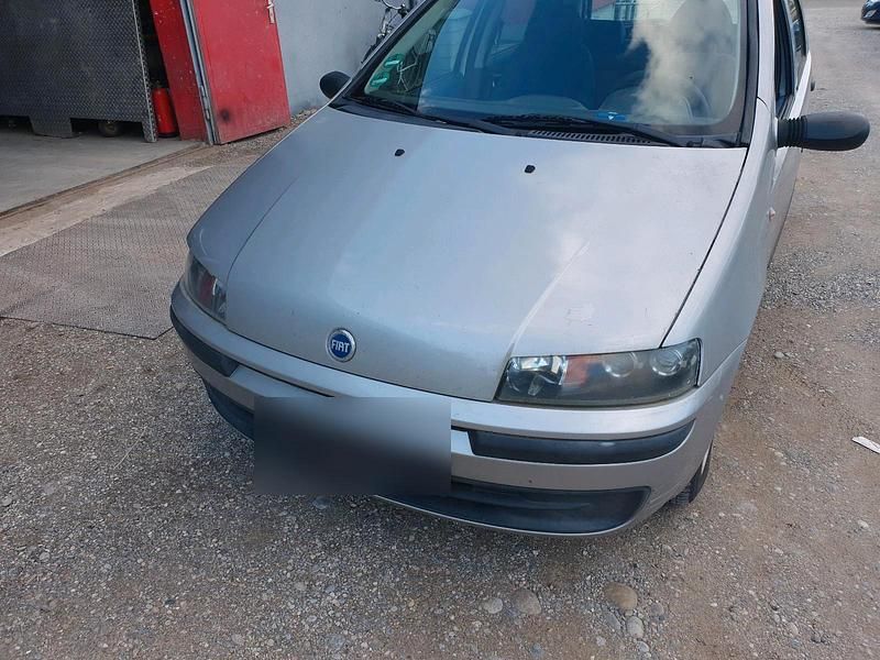 Gebraucht Fiat Punto 60 PS (44 kW) 2002 Silber Kleinwagen