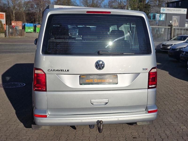 Gebraucht VW T6 Comfortline 150 PS (110 kW) 2016 Reflexsilber metallic Van