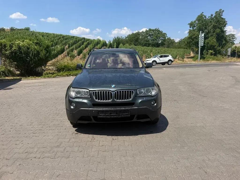 Gebraucht BMW X3 218 PS (160 kW) 2007 Grün SUV