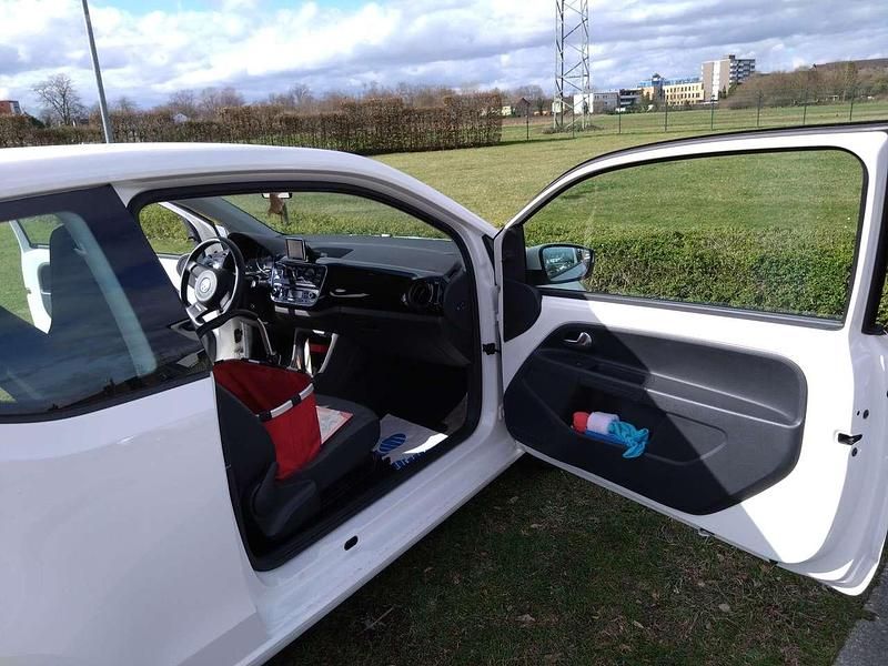 Gebraucht VW up! move up! 75 PS (55 kW) 2013 Weiß Kleinwagen
