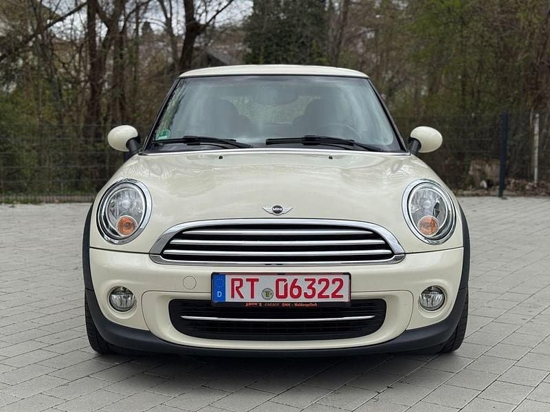 Gebraucht Mini Cooper 122 PS (89 kW) 2013 Weiß Kleinwagen