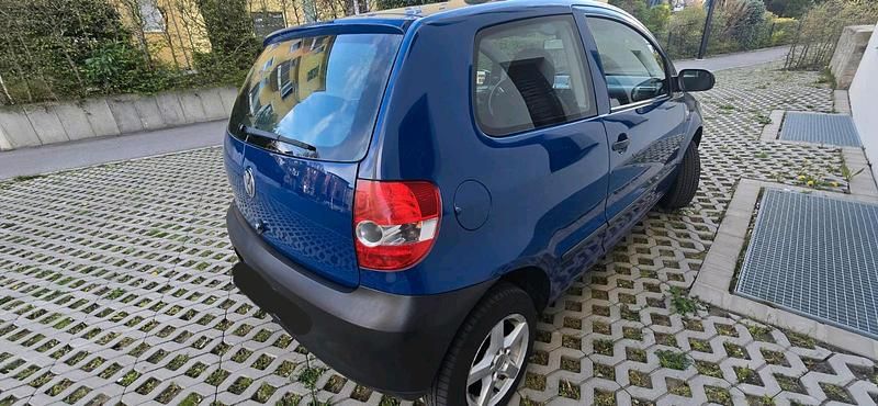 Usata VW Fox 55 CV (40 kW) 2006 Blu Utilitaria