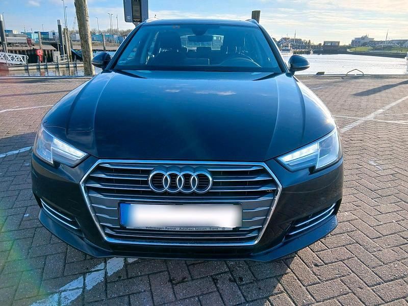 Gebraucht Audi A4 190 PS (139 kW) 2017 Blau Kombi
