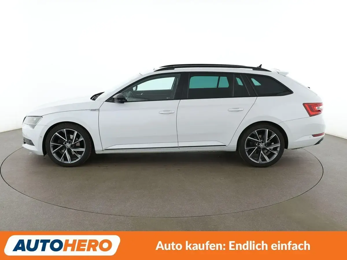 Gebraucht Skoda Superb SportLine 190 PS (139 kW) 2019 Weiß Kombi