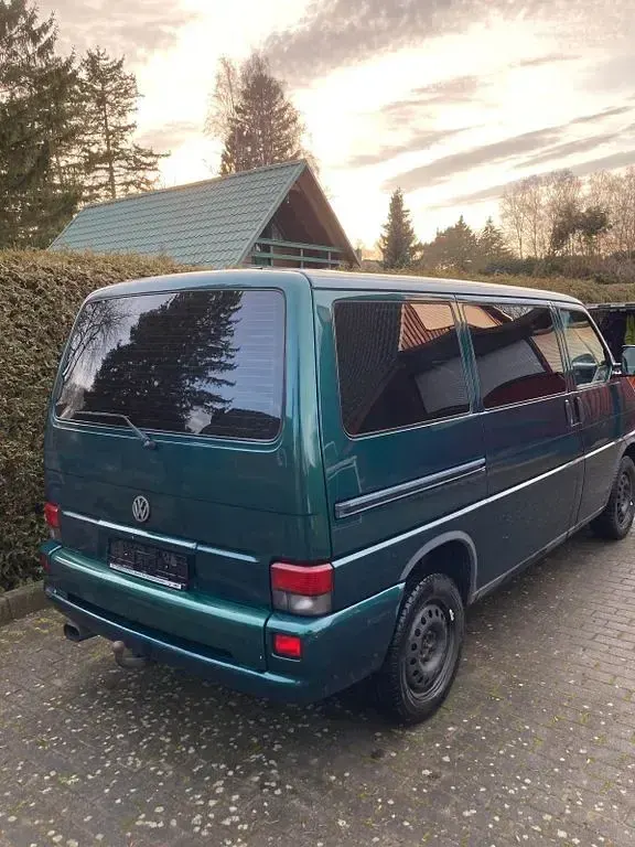 Gebraucht VW T4 151 PS (111 kW) 1999 Grün Van