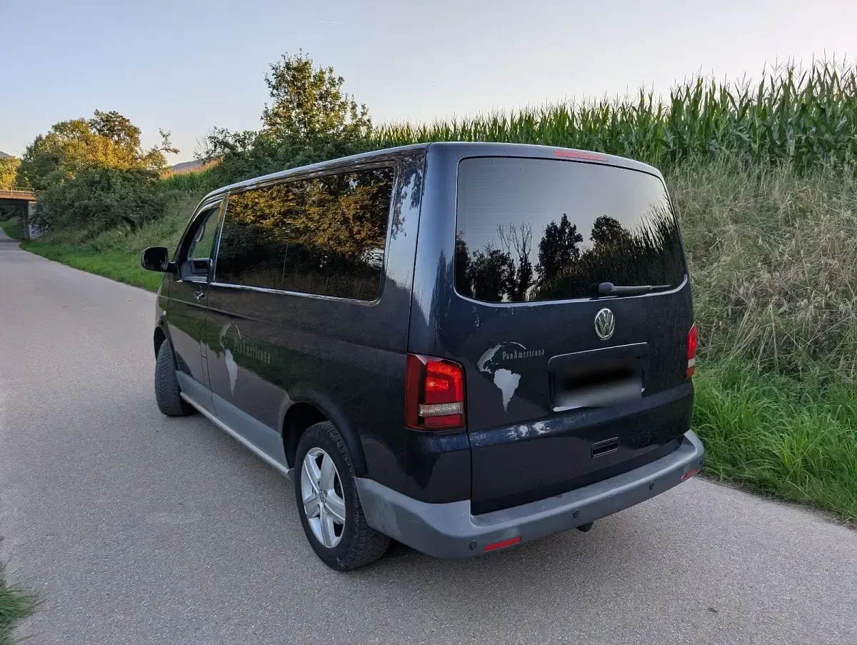 Gebraucht VW Multivan PanAmericana 179 PS (131 kW) 2012 Blau Van / Kleinbus