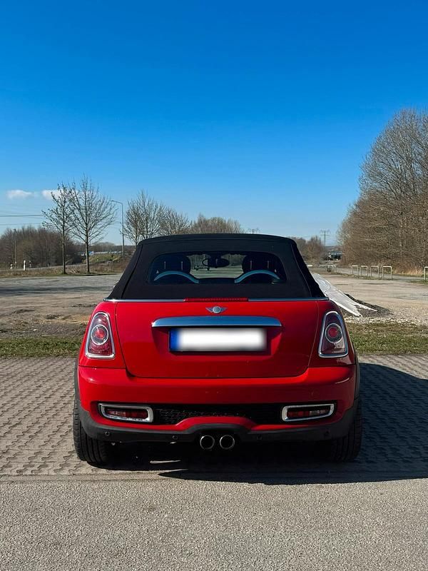 Gebraucht Mini Cooper S Cabriolet 184 PS (135 kW) 2011 Rot Cabrio