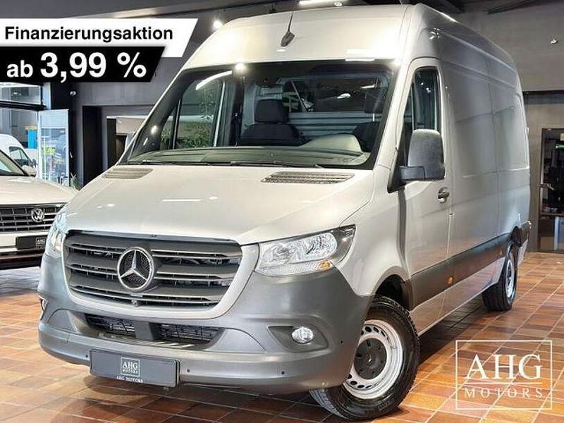 Iridiumsilber mb 9775 Gebraucht 2019 Mercedes Sprinter Van | 31.950 € (Etwas zu teuer) - Bild 1/4
