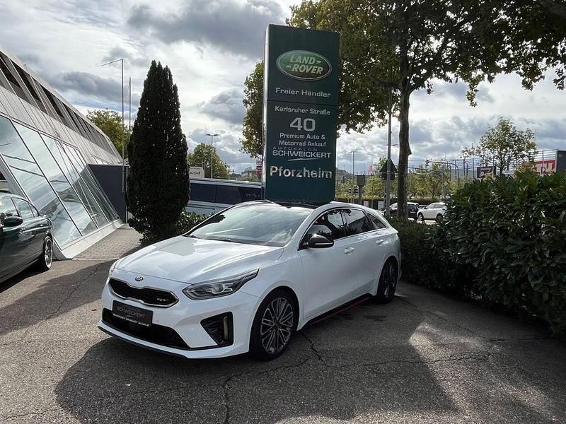 Weiß Gebraucht 2019 Kia ProCeed GT Kleinwagen | 19.990 € (Fairer Preis) - Bild 1/4