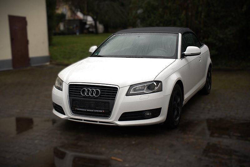 Weiß Gebraucht 2010 Audi A3 Cabriolet Comfort Cabrio | 8.000 € (Superpreis) - Bild 1/4