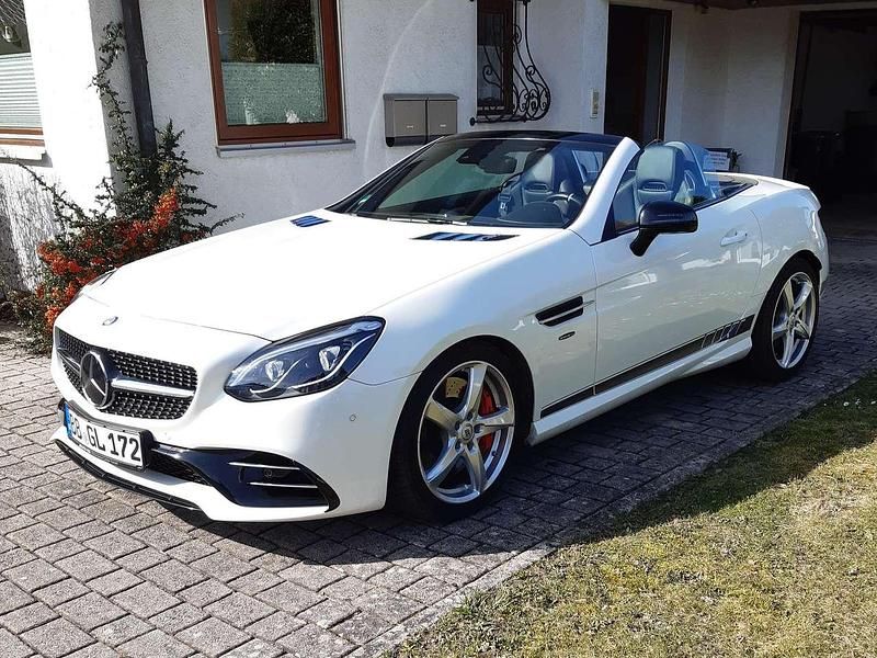 Gebraucht Mercedes SLK350 306 PS (225 kW) 2011 Weiß Cabrio