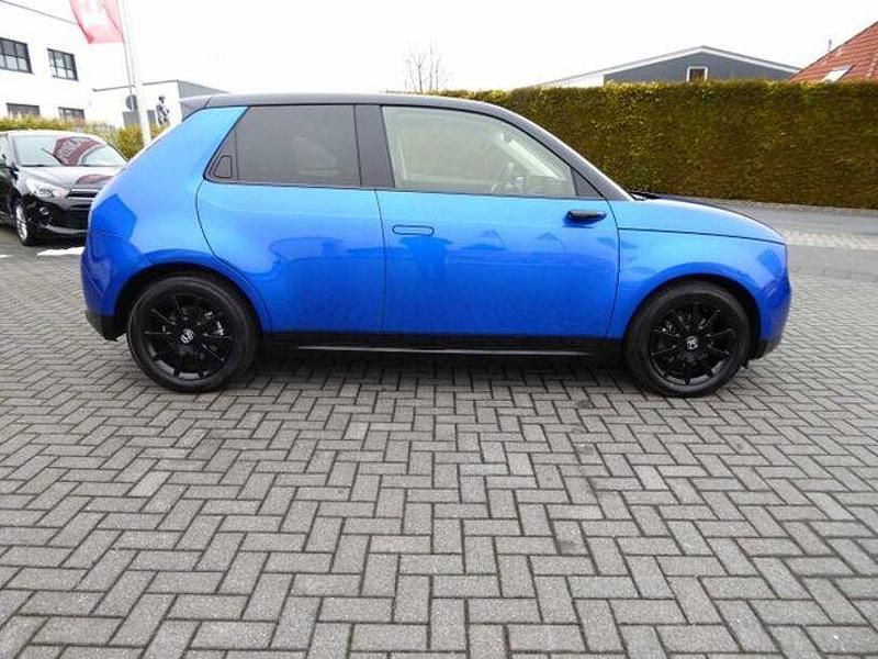 Gebraucht Honda e 100 kW (136 PS) 2022 Premium crystal blue Kleinwagen