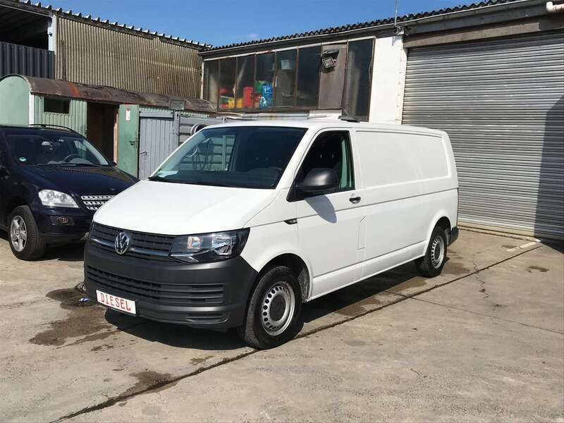 Weiß Gebraucht 2018 VW T6 Van | 15.600 € - Bild 1/4