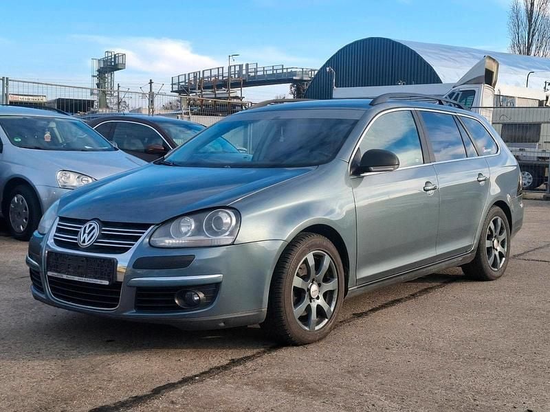 Gebraucht VW Golf V Comfortline 140 PS (102 kW) 2008 Nordseegrün metallic Kombi