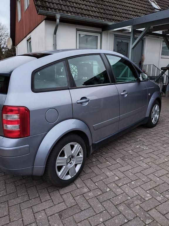 Gebraucht Audi A2 75 PS (55 kW) 2004 Silber Kleinwagen