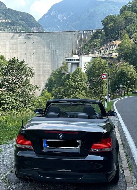 Gebraucht BMW 125 Cabriolet M Sport 218 PS (160 kW) 2008 Schwarz Cabrio