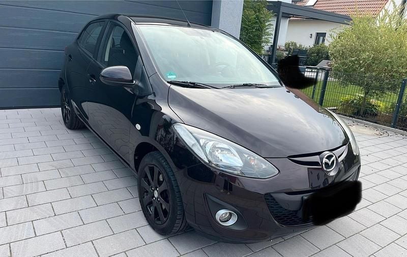 Schwarz Gebraucht 2011 Mazda 2 Edition Kleinwagen | 4.200 € (Guter Preis) - Bild 1/4