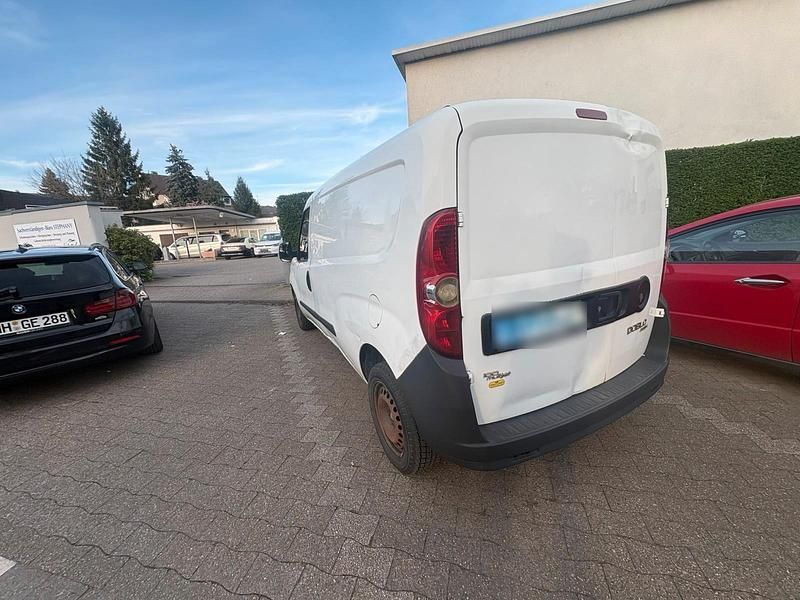 Second-hand Opel Combo 130 CP (95 kW) 2013 Alb Monovolum